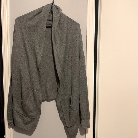 Lululemon gray cardigan with hood - Picture 1 of 4